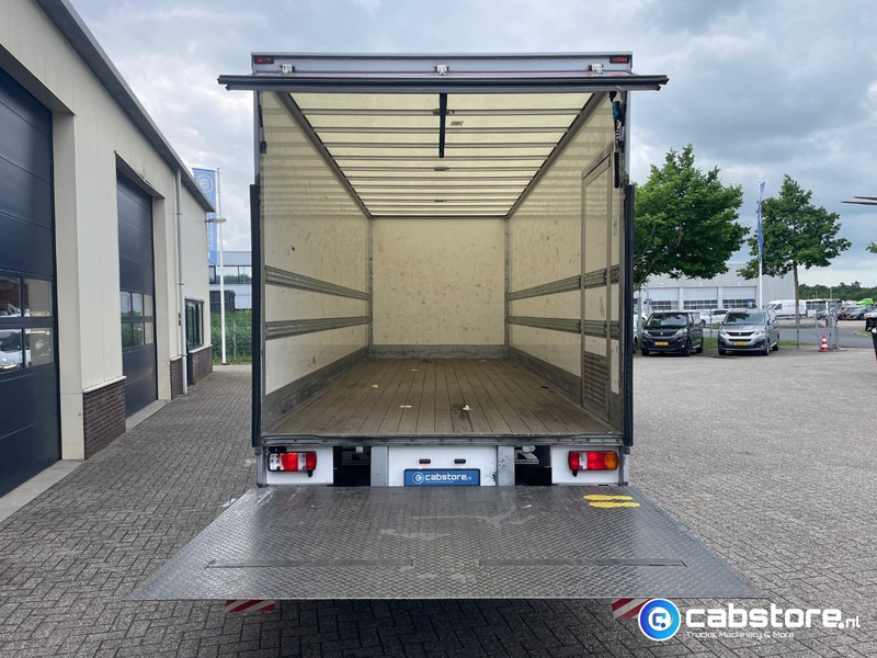 MAN TGL 12.180 4x2 Euro 6 Bakwagen MAN TGL 12.180 Bakwagen Euro 6 - Bouwjaar 2016 - Km 394.831 - Laadklep - Good condition - شاحنة مقفلة: صورة 5 MAN TGL 12.180 4x2 Euro 6 Bakwagen MAN TGL 12.180 Bakwagen Euro 6 - Bouwjaar 2016 - Km 394.831 - Laadklep - Good condition - شاحنة مقفلة: صورة 5