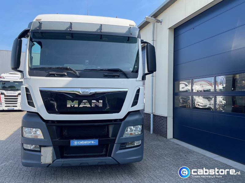 MAN TGX 18.440 4x2 BLS Euro 6 - XLX cabine - Bouwjaar 2014 - Smart Tacho - 2x Dieseltanks - Very good tyres - وحدة جر: صورة 5 MAN TGX 18.440 4x2 BLS Euro 6 - XLX cabine - Bouwjaar 2014 - Smart Tacho - 2x Dieseltanks - Very good tyres - وحدة جر: صورة 5