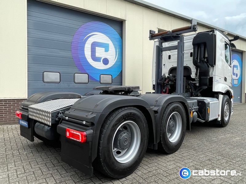 Mercedes-Benz Actros 3363 6x4 SLT Euro 6 3363 6x4 SLT Euro 6 - Zwaartransport - Heavy Load - Schwertransporte - 140 Ton - Year 2024 - Km 35.788 !! - Turbo Retarder Clutch - LIKE NEW !! - وحدة جر: صورة 4 Mercedes-Benz Actros 3363 6x4 SLT Euro 6 3363 6x4 SLT Euro 6 - Zwaartransport - Heavy Load - Schwertransporte - 140 Ton - Year 2024 - Km 35.788 !! - Turbo Retarder Clutch - LIKE NEW !! - وحدة جر: صورة 4