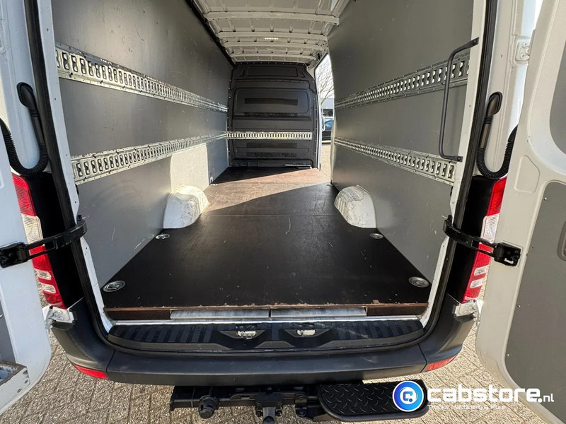Mercedes-Benz Sprinter 316 CDI L3/H2 316 CDI Euro 5 - L3/H2 - Automaat - Geïntegreerde rijplaten in vloer - Bearlock - Year 2015 - Nieuwe banden - فان: صورة 4 Mercedes-Benz Sprinter 316 CDI L3/H2 316 CDI Euro 5 - L3/H2 - Automaat - Geïntegreerde rijplaten in vloer - Bearlock - Year 2015 - Nieuwe banden - فان: صورة 4