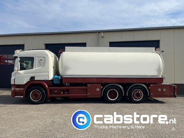 Scania P 380 B 6X2*4 HNA - RETARDER - Tankwagen olie - Olietank - ADR - 16.920 liter - Bouwjaar 2007 - Km 881.924 - شاحنة صهريج: صورة 5 Scania P 380 B 6X2*4 HNA - RETARDER - Tankwagen olie - Olietank - ADR - 16.920 liter - Bouwjaar 2007 - Km 881.924 - شاحنة صهريج: صورة 5