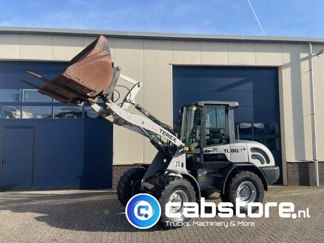 Terex TL 80 Wiellader - Bouwjaar 2008 - Urenstand 7490 - Palletvorken + Laadschop - Deutz Diesel - اللودر بعجل: صورة 3 Terex TL 80 Wiellader - Bouwjaar 2008 - Urenstand 7490 - Palletvorken + Laadschop - Deutz Diesel - اللودر بعجل: صورة 3