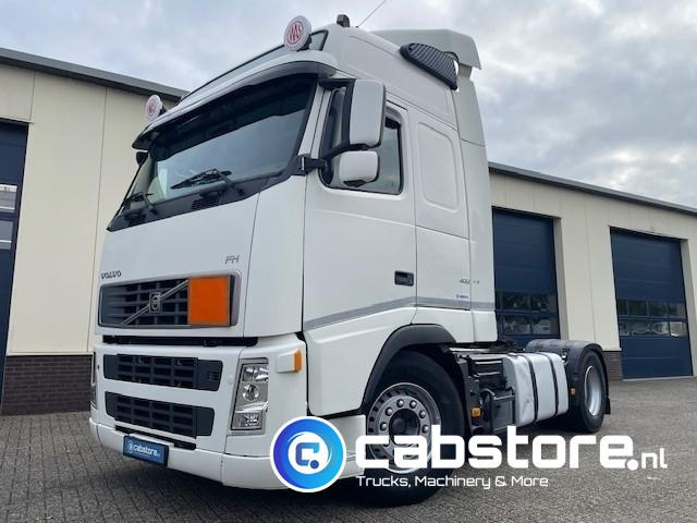 Volvo FH 400 4X2 Euro 5  - VEB+ Brake - Globetrotter - I-Shift - 2 tanks - Bouwjaar 2007 - Km 1.097.798 - وحدة جر: صورة 2 Volvo FH 400 4X2 Euro 5  - VEB+ Brake - Globetrotter - I-Shift - 2 tanks - Bouwjaar 2007 - Km 1.097.798 - وحدة جر: صورة 2