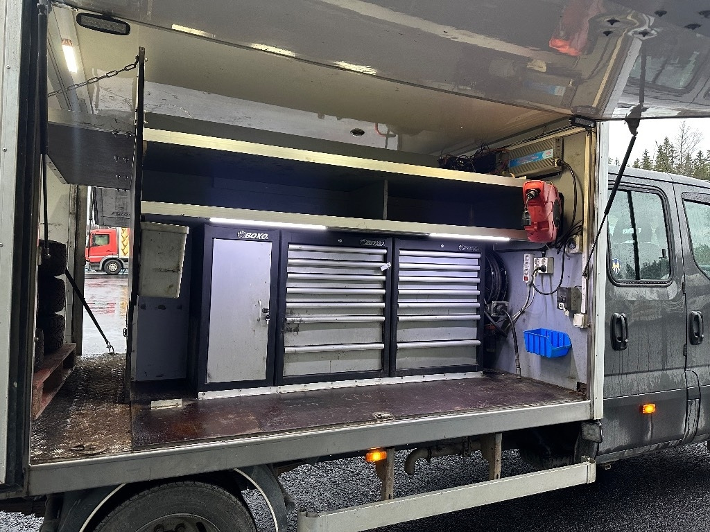 Iveco Daily 50C18A8 huoltoauto - فان: صورة 3 Iveco Daily 50C18A8 huoltoauto - فان: صورة 3