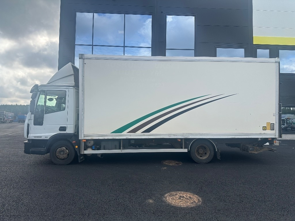Iveco Eurocargo 100 E22 - شاحنة مقفلة: صورة 5 Iveco Eurocargo 100 E22 - شاحنة مقفلة: صورة 5