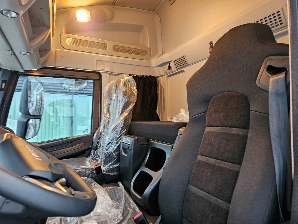 Iveco TWay AT410T54 10X4 metsäkoneritilä - شاحنة قطع الأشجار: صورة 5 Iveco TWay AT410T54 10X4 metsäkoneritilä - شاحنة قطع الأشجار: صورة 5