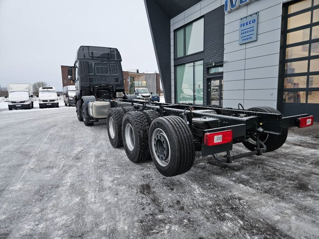Iveco TWay AT410T54 10X4 metsäkoneritilä - شاحنة قطع الأشجار: صورة 3 Iveco TWay AT410T54 10X4 metsäkoneritilä - شاحنة قطع الأشجار: صورة 3