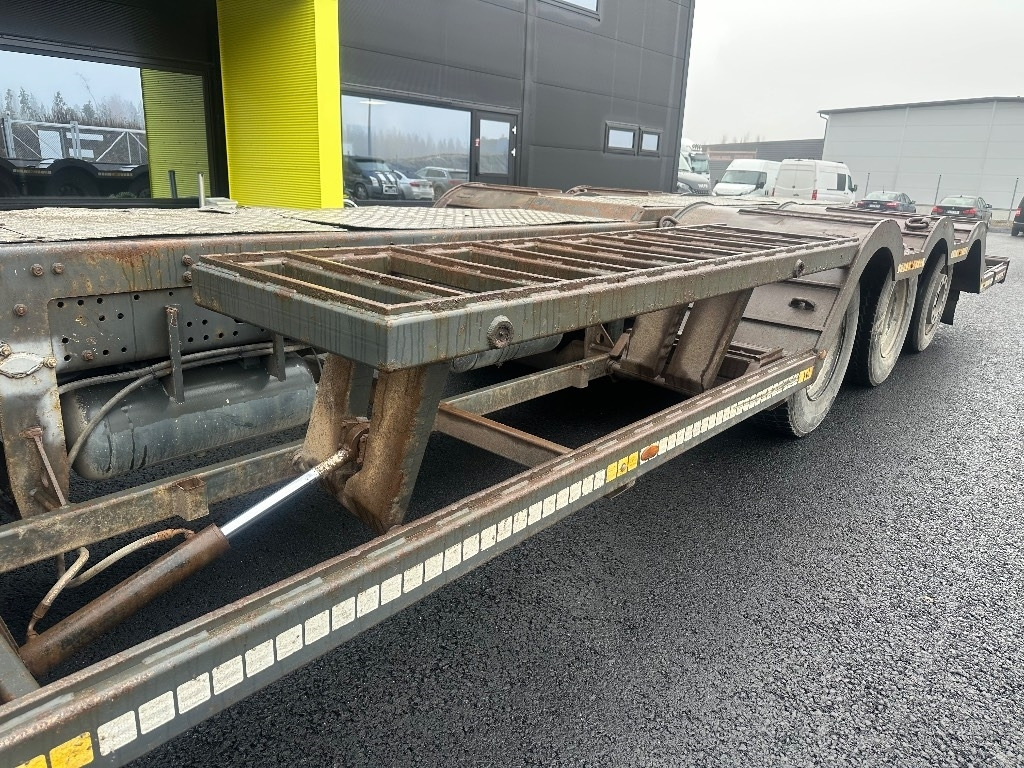 شاحنة قطع الأشجار Iveco Trakker AT410T500 10x4: صورة 9