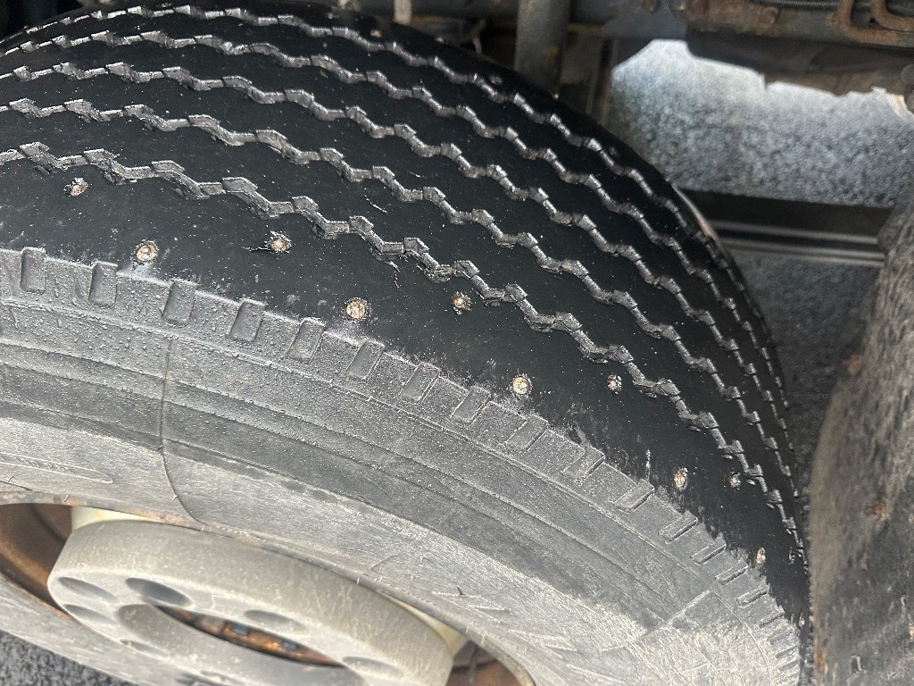 شاحنة قطع الأشجار Iveco Trakker AT410T500 10x4: صورة 11