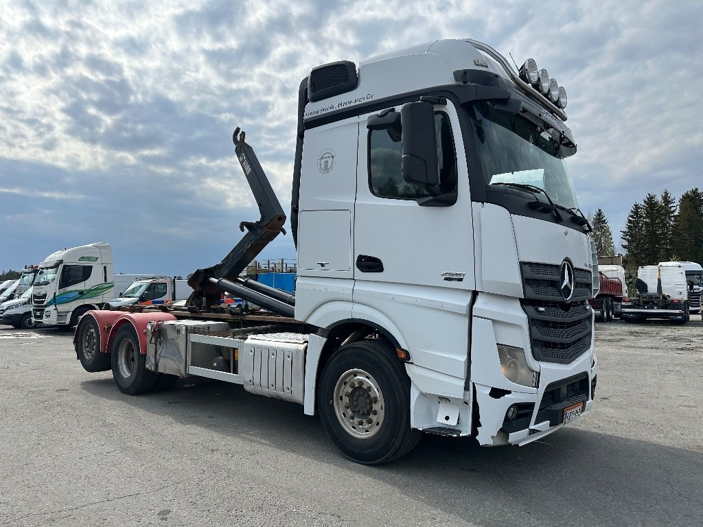 Mercedes-Benz Actros 2551 6x2*4 - شاحنة ذات خطاف: صورة 3 Mercedes-Benz Actros 2551 6x2*4 - شاحنة ذات خطاف: صورة 3