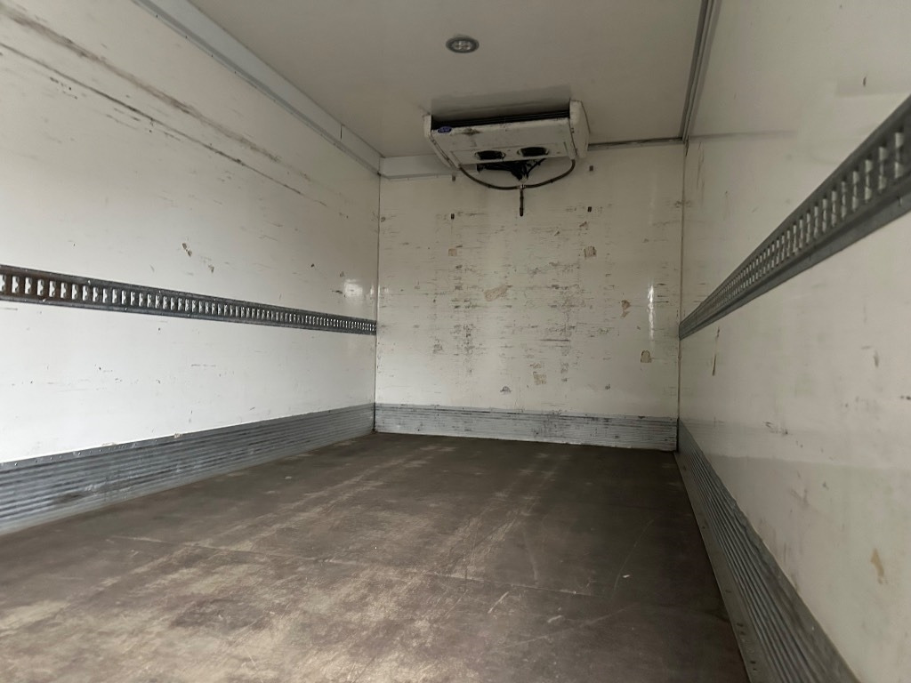 Mercedes-Benz Atego 818  - شاحنة الفريزر: صورة 4 Mercedes-Benz Atego 818  - شاحنة الفريزر: صورة 4