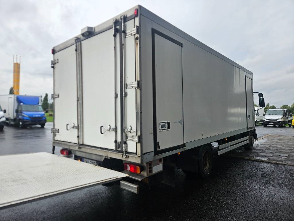 Renault Midlum 220 - شاحنة الفريزر: صورة 3 Renault Midlum 220 - شاحنة الفريزر: صورة 3