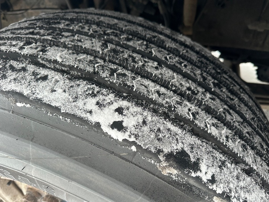 Volvo FH 13 500hv 8x4*4 - شاحنة كرين: صورة 5 Volvo FH 13 500hv 8x4*4 - شاحنة كرين: صورة 5