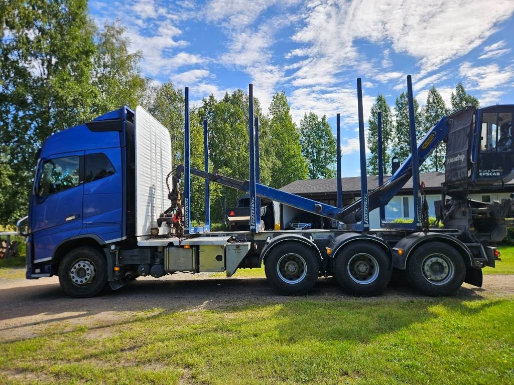 Volvo FH 16 750 8x4 76tn yhdistelmä - شاحنة قطع الأشجار: صورة 4 Volvo FH 16 750 8x4 76tn yhdistelmä - شاحنة قطع الأشجار: صورة 4