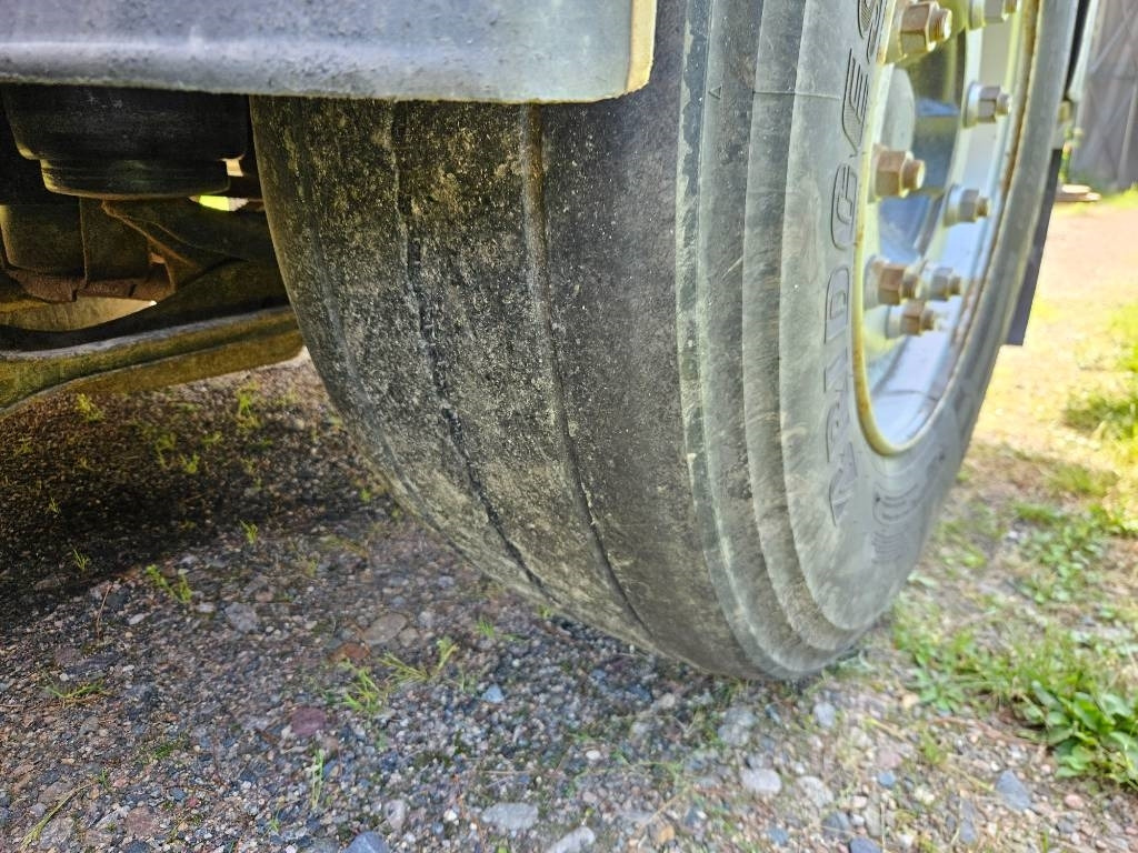 شاحنة قطع الأشجار Volvo FH 16 750 8x4 76tn yhdistelmä: صورة 16