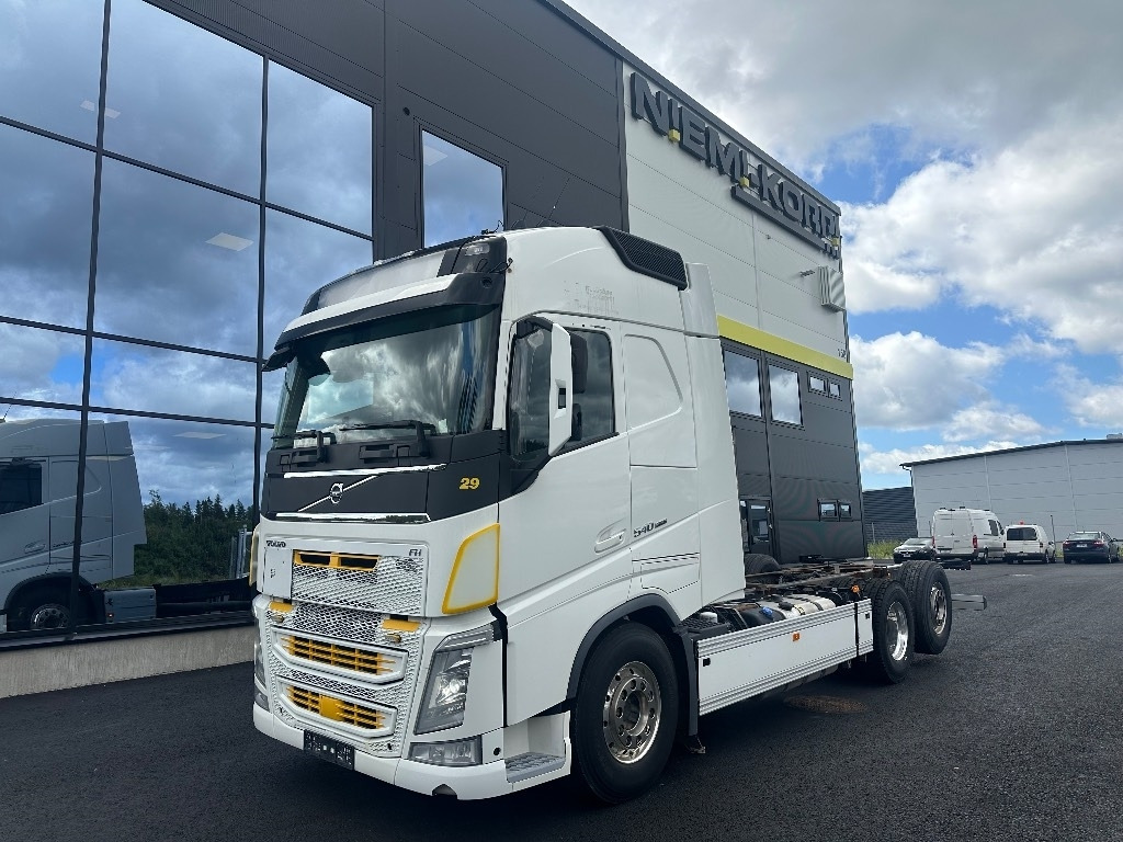 Volvo FH13 540 6x2*4 - شاحنة هيكل كابينة: صورة 1 Volvo FH13 540 6x2*4 - شاحنة هيكل كابينة: صورة 1