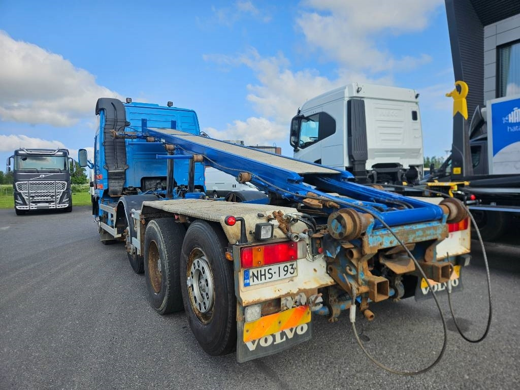 Volvo FM12 420 8x2 - شاحنة نقل المخلفات: صورة 5 Volvo FM12 420 8x2 - شاحنة نقل المخلفات: صورة 5