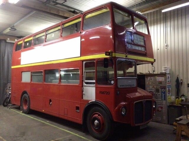 AEC ROUTEMASTER RM - height 4 metres - حافلة ذات طابقين: صورة 2 AEC ROUTEMASTER RM - height 4 metres - حافلة ذات طابقين: صورة 2
