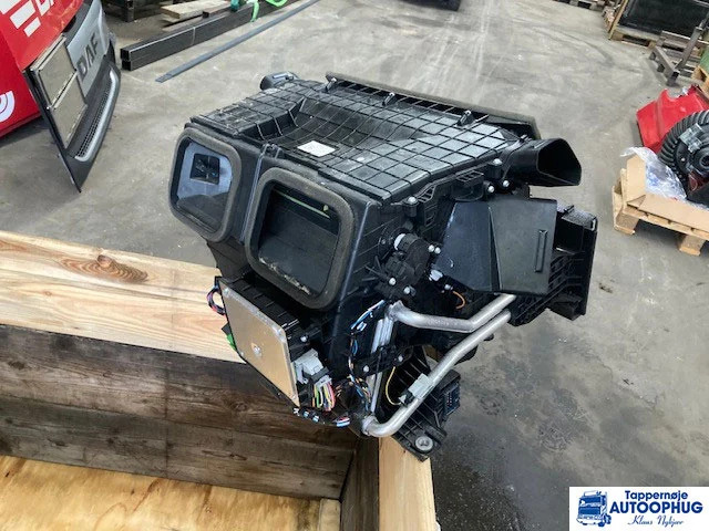 DAF heater – DAF 2302628 - الكابينة والداخلية - شاحنة: صورة 3 DAF heater – DAF 2302628 - الكابينة والداخلية - شاحنة: صورة 3
