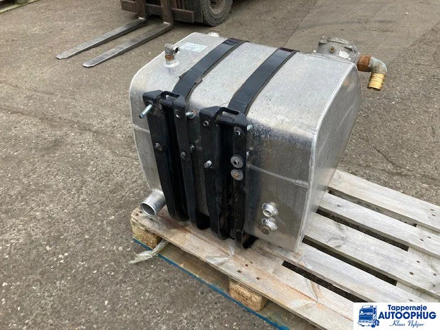 Hydraulik tank aluminum 225L - خزان هيدروليكي - شاحنة: صورة 3 Hydraulik tank aluminum 225L - خزان هيدروليكي - شاحنة: صورة 3