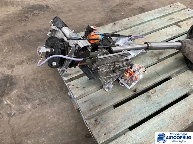 MAN Steering column – MAN 81.46113-6236 - الكابينة والداخلية - شاحنة: صورة 2 MAN Steering column – MAN 81.46113-6236 - الكابينة والداخلية - شاحنة: صورة 2