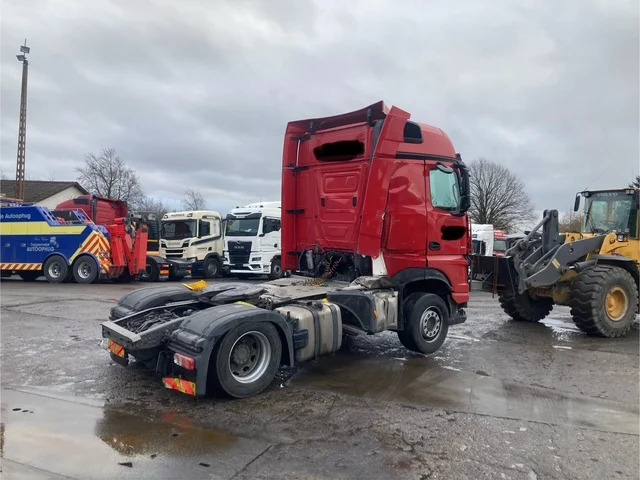 Mercedes Actros 1851 - وحدة جر: صورة 3 Mercedes Actros 1851 - وحدة جر: صورة 3