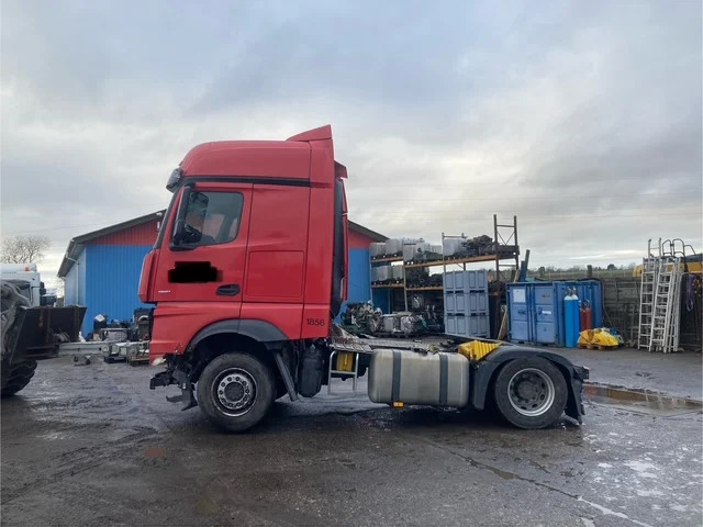 Mercedes Actros 1851 - وحدة جر: صورة 5 Mercedes Actros 1851 - وحدة جر: صورة 5