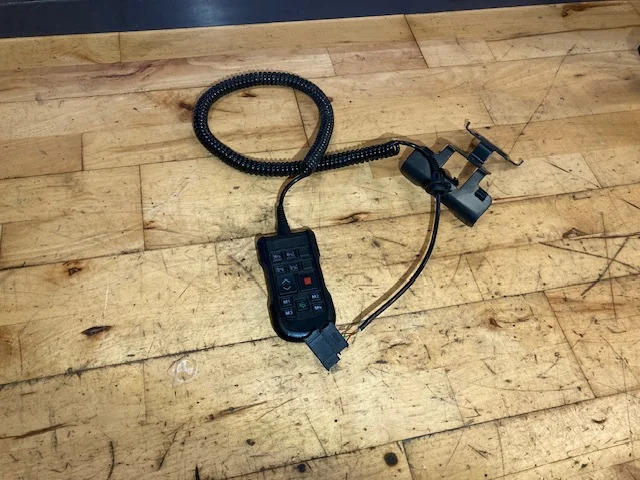 Scania 2660435 – Scania SMS ELC Remote control - النظام الكهربائي - شاحنة: صورة 1 Scania 2660435 – Scania SMS ELC Remote control - النظام الكهربائي - شاحنة: صورة 1