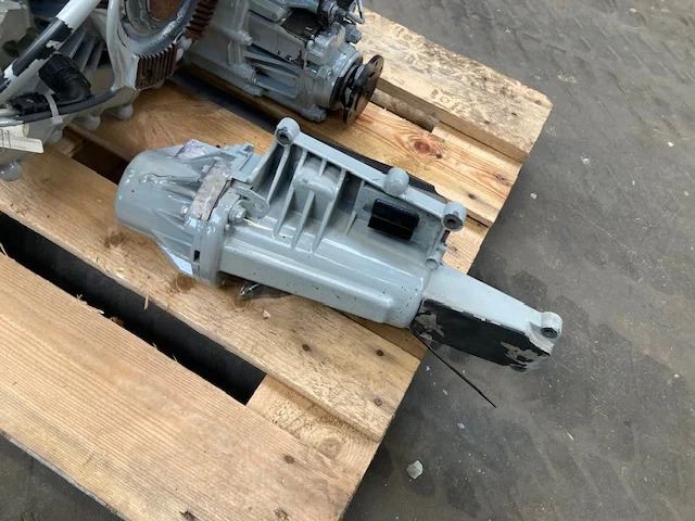 Scania ECA – Scania 3202230 - علبة التروس و قطع الغيار - شاحنة: صورة 1 Scania ECA – Scania 3202230 - علبة التروس و قطع الغيار - شاحنة: صورة 1