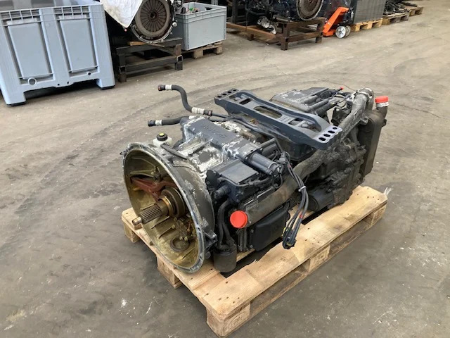 Scania GRSO925R – Retarder 4100D – Scania 2870610 - علبة التروس و قطع الغيار - شاحنة: صورة 1 Scania GRSO925R – Retarder 4100D – Scania 2870610 - علبة التروس و قطع الغيار - شاحنة: صورة 1