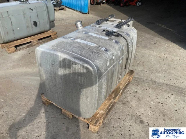 Scania fuel tank 610 liter Scania 2132702 - خزان الوقود - شاحنة: صورة 3 Scania fuel tank 610 liter Scania 2132702 - خزان الوقود - شاحنة: صورة 3