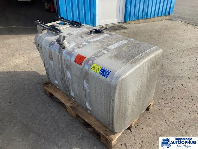 Scania fuel tank 610 liter Scania 2132702 - خزان الوقود - شاحنة: صورة 4 Scania fuel tank 610 liter Scania 2132702 - خزان الوقود - شاحنة: صورة 4