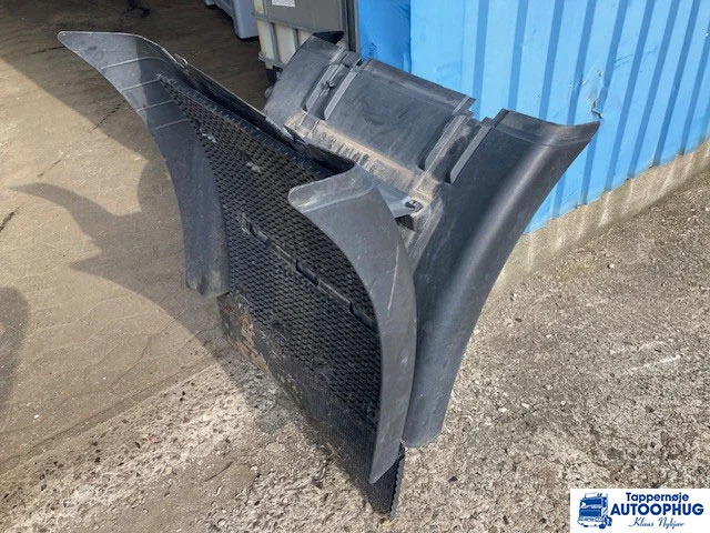 Scania twinsteer skærm sæt med beslag - هيكل السيارة الخارجية - شاحنة: صورة 1 Scania twinsteer skærm sæt med beslag - هيكل السيارة الخارجية - شاحنة: صورة 1