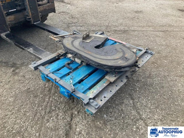 Volvo JOST flytbar skammel - وصلة العجلة الخامسة - شاحنة: صورة 3 Volvo JOST flytbar skammel - وصلة العجلة الخامسة - شاحنة: صورة 3