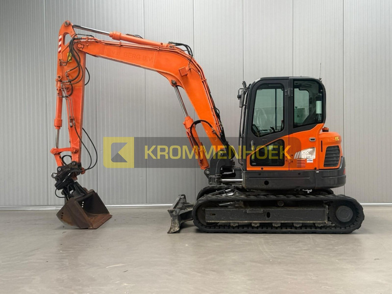Doosan DX 85R-3 - حفارة مُصَّغرة: صورة 1 Doosan DX 85R-3 - حفارة مُصَّغرة: صورة 1