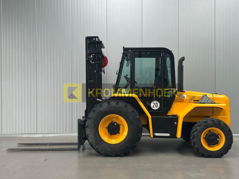 JCB 940 - رافعة شوكية للأرض الوعرة: صورة 1 JCB 940 - رافعة شوكية للأرض الوعرة: صورة 1