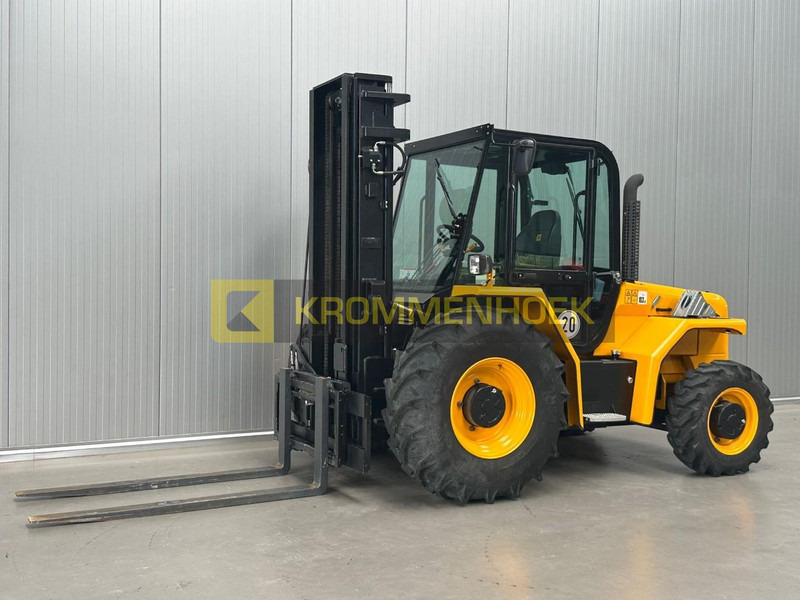 JCB 940 - رافعة شوكية للأرض الوعرة: صورة 2 JCB 940 - رافعة شوكية للأرض الوعرة: صورة 2