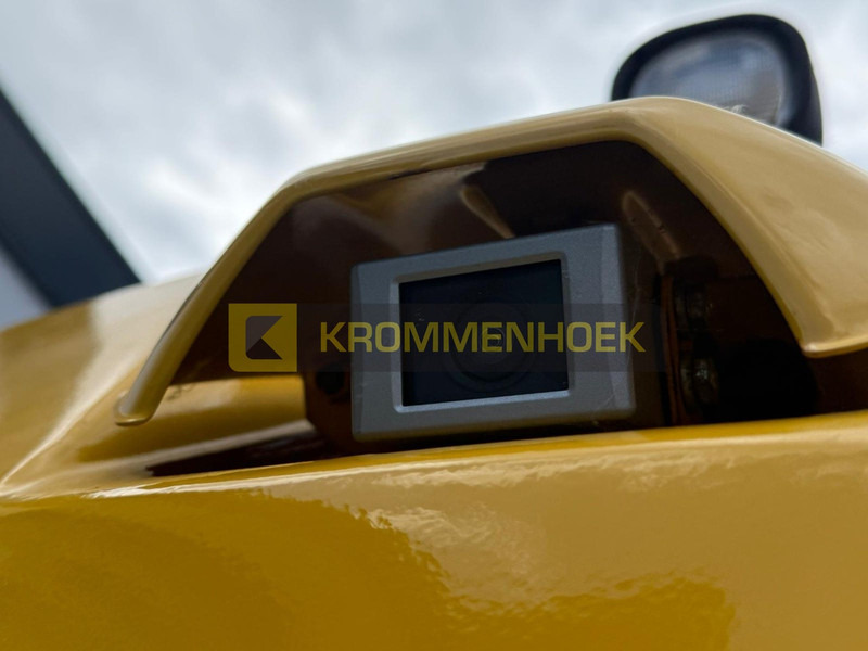 حفارة دولاب Komatsu PW 118 MR-11: صورة 14