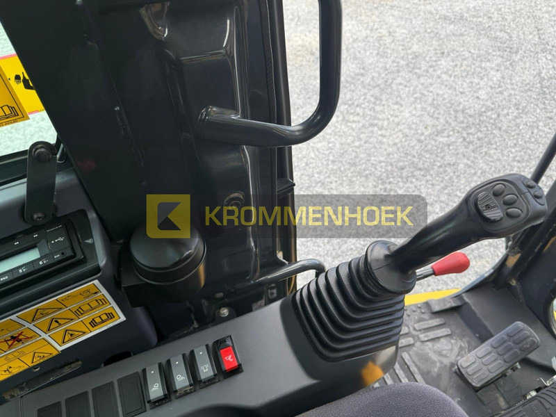 حفارة دولاب Komatsu PW 118 MR-11: صورة 19