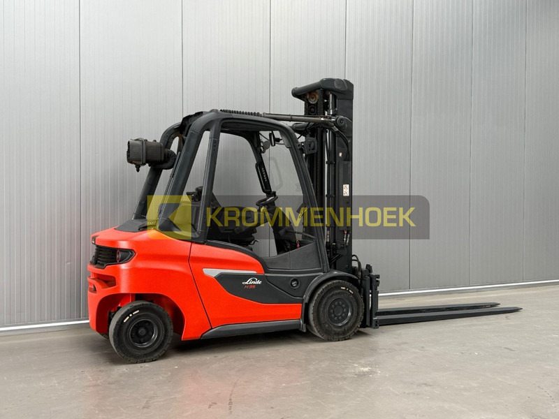 Linde H 35 D - رافعة شوكية ديزل: صورة 4 Linde H 35 D - رافعة شوكية ديزل: صورة 4
