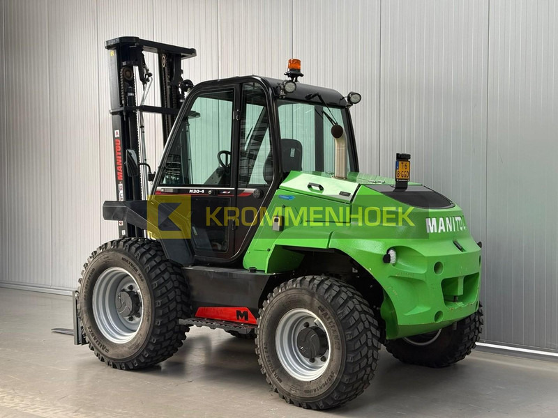 Manitou M30-4 - رافعة شوكية للأرض الوعرة: صورة 3 Manitou M30-4 - رافعة شوكية للأرض الوعرة: صورة 3