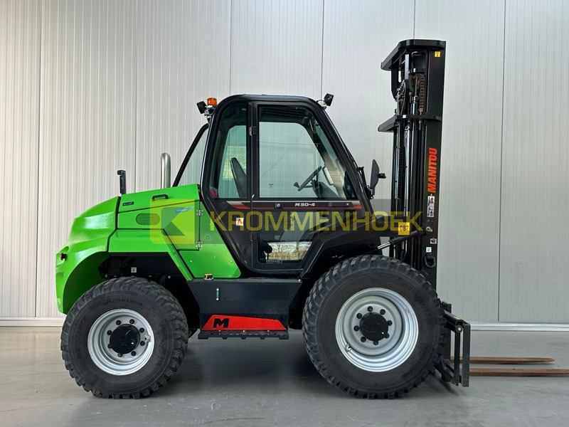 Manitou M30-4 - رافعة شوكية للأرض الوعرة: صورة 4 Manitou M30-4 - رافعة شوكية للأرض الوعرة: صورة 4