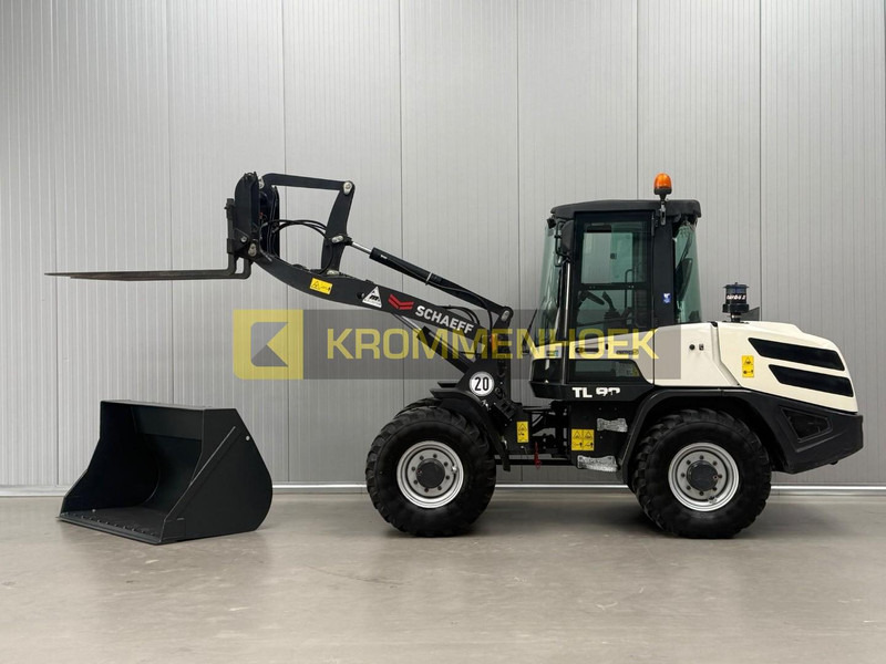 Terex TL80 - اللودر بعجل: صورة 1 Terex TL80 - اللودر بعجل: صورة 1