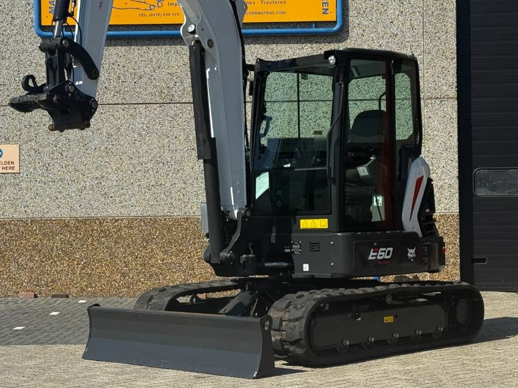 Bobcat E60 R2, 2024, 54 hours!! - حفارة مُصَّغرة: صورة 3 Bobcat E60 R2, 2024, 54 hours!! - حفارة مُصَّغرة: صورة 3