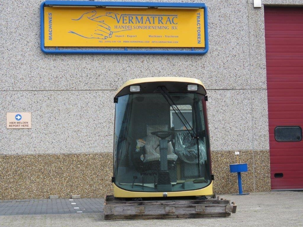 CNH Cabine - New Holland TX - كابينة - الآلات الزراعية: صورة 1 CNH Cabine - New Holland TX - كابينة - الآلات الزراعية: صورة 1