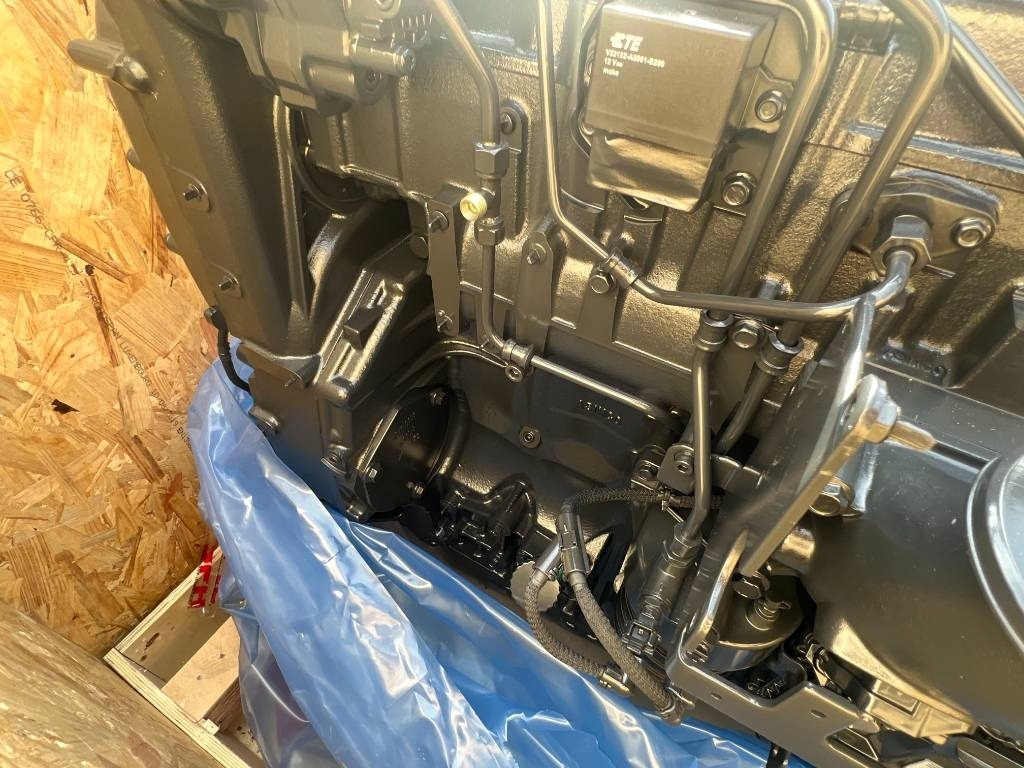 CNH Moteur - FPT Cursor 9 - F2CFE613G - محرك - الآلات الزراعية: صورة 4 CNH Moteur - FPT Cursor 9 - F2CFE613G - محرك - الآلات الزراعية: صورة 4