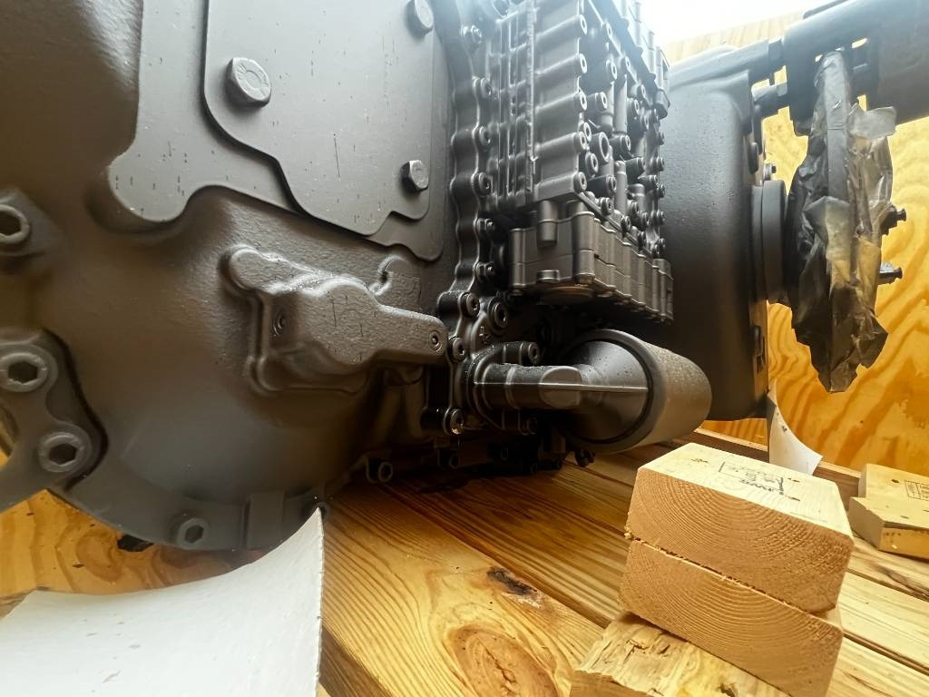 جديدة نظام الهيدروليك - الآلات الزراعية CNH Powershift - CNH / ZF - 4WG190 ZF: صورة 11