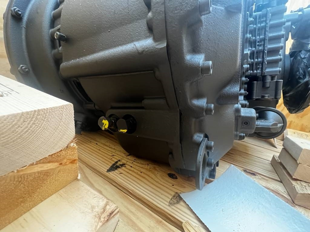 جديدة نظام الهيدروليك - الآلات الزراعية CNH Powershift - CNH / ZF - 4WG190 ZF: صورة 10