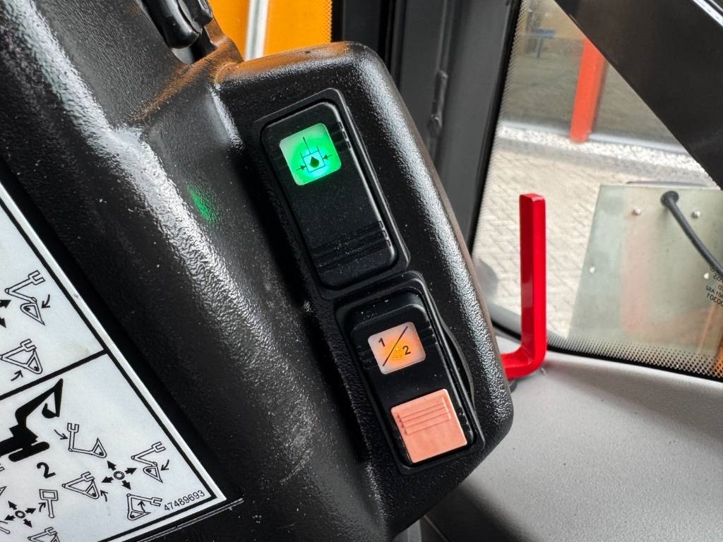 جرافة حفار Case 695SV, Tier 3, 645 hours!: صورة 31