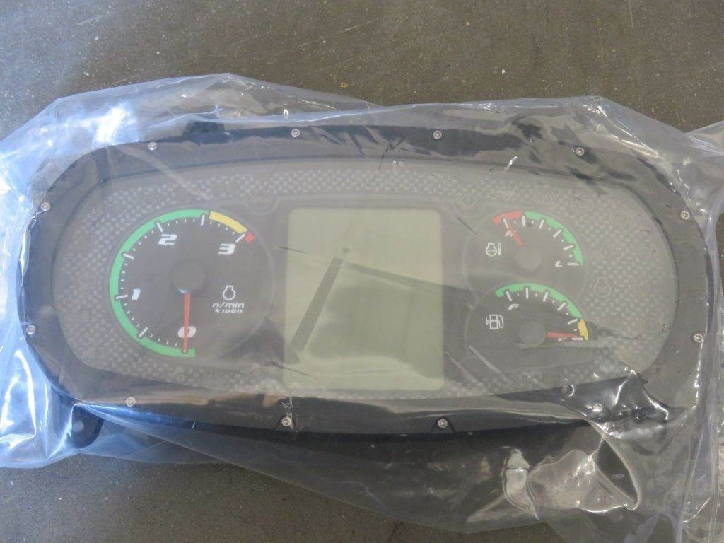 لوحة القيادة - الآلات الزراعية Case FARMALL 85C 95C 105C 115C: صورة 7